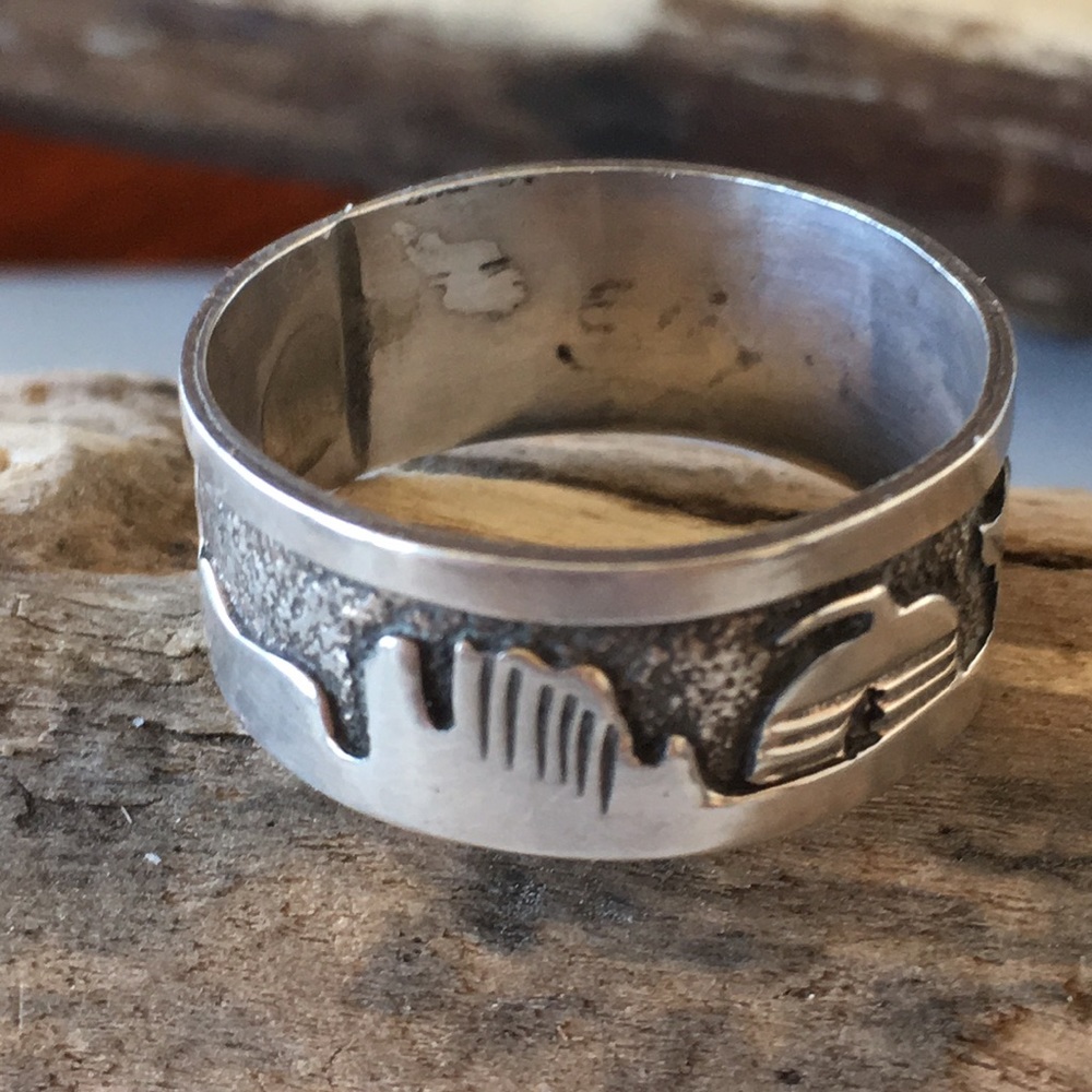 Native American Vintage Storyteller Ring Size 12 - Picture 4 of 6